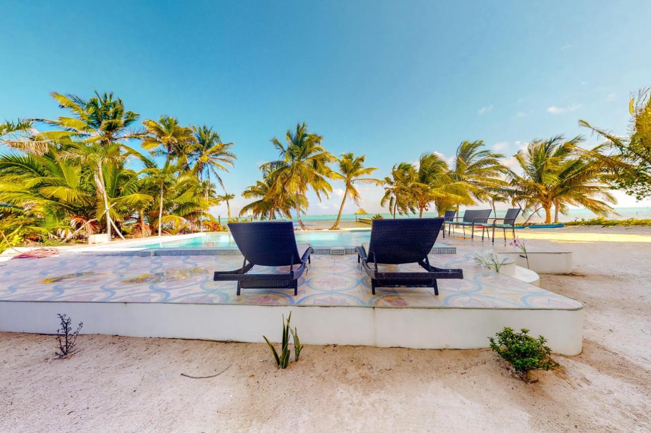 סן פדרו Blue Water Beach Villas מראה חיצוני תמונה