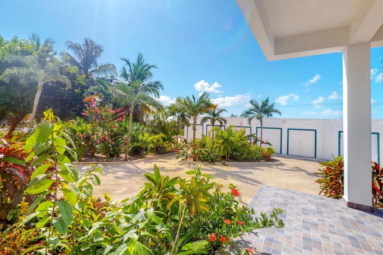 סן פדרו Blue Water Beach Villas מראה חיצוני תמונה